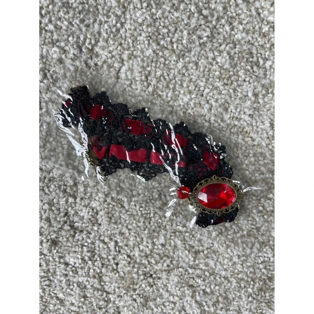 Girl Kids Vampire Costume Black Red Gothic Dress Choker Set Size S NWT